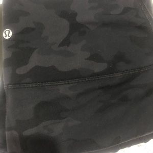 Camouflage Foldover high waisted crop leggings